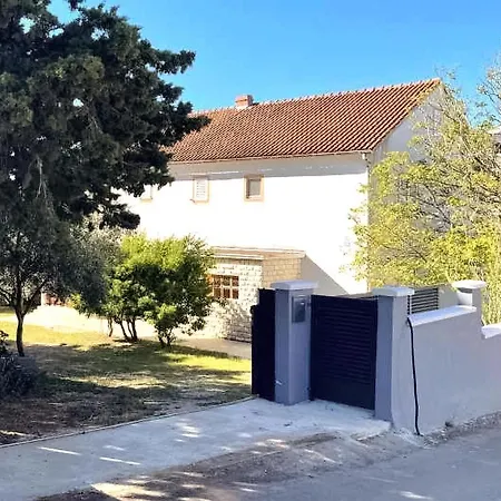 4 Bedroom Front In Na Moru 度假居